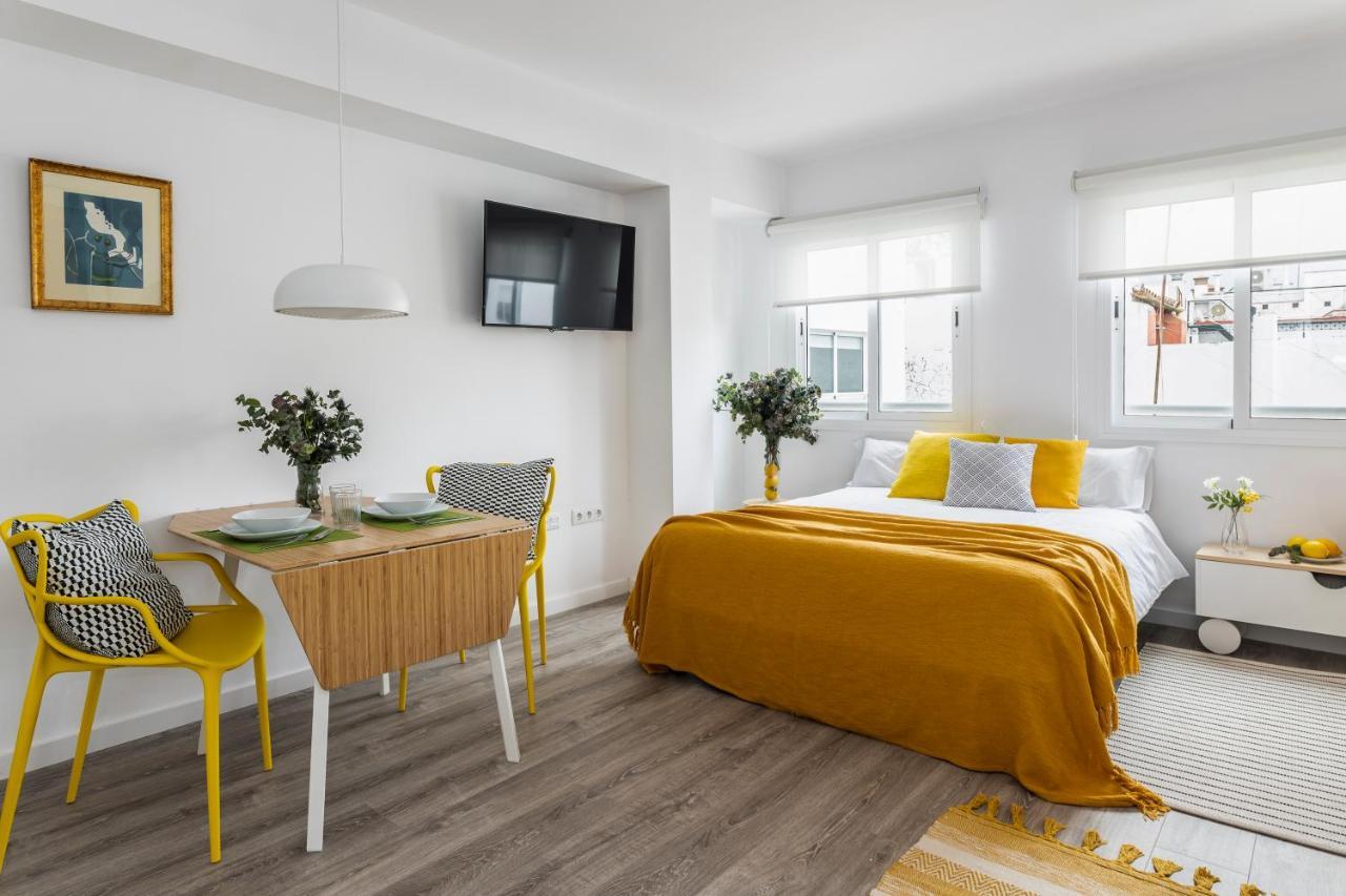 Pop Art, Apartamentos De Diseno En Arenal Siviglia Esterno foto